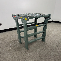 Hytrol Industrial Ball Transfer Table Conveyor image 0